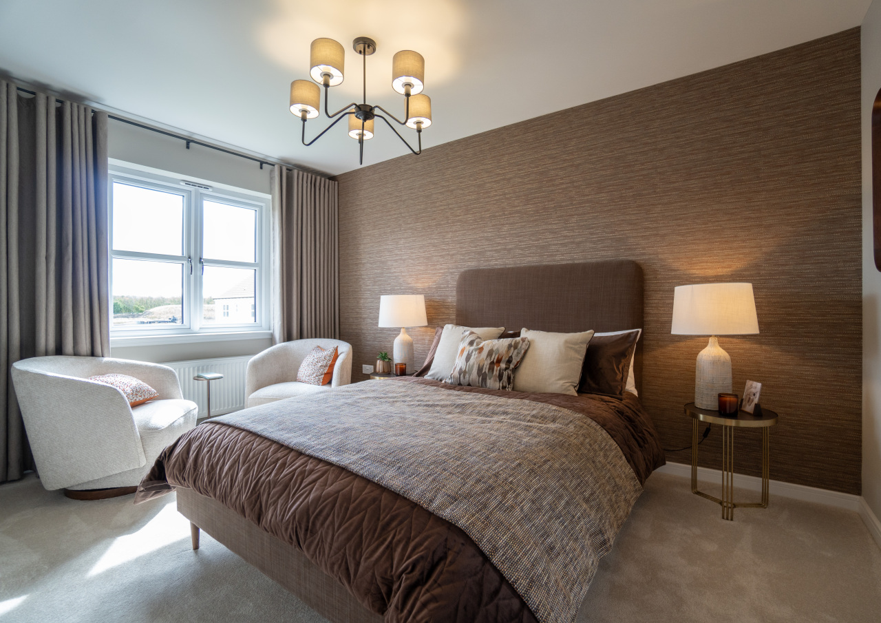 Bruce Bedroom 2 DSC08622